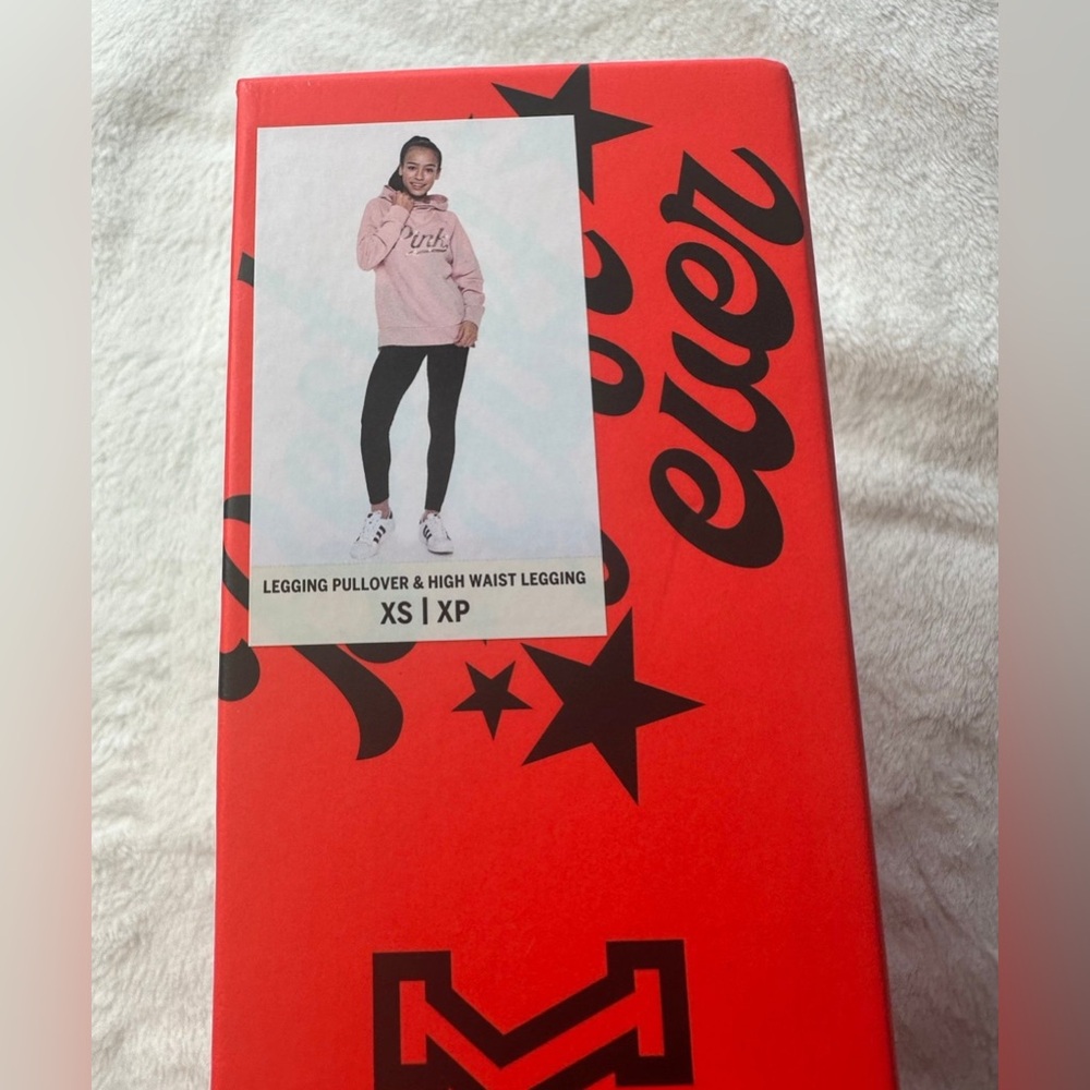 VS PINK Bling Pullover & Cotton Legging Gift Set! - Picture 7 of 7